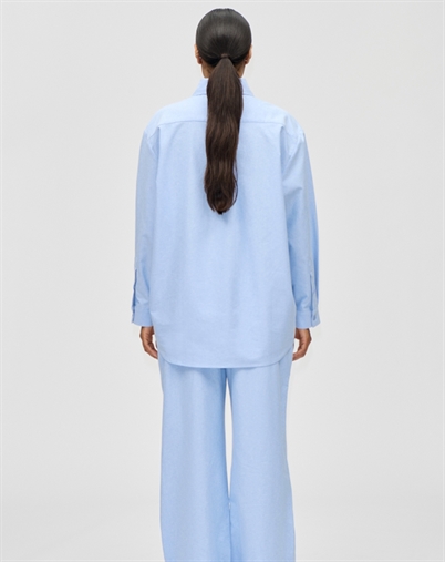 Stine Goya - Floral Skjorte - Brunnera Blue